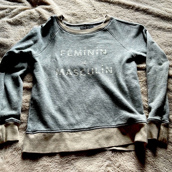 Last day. Sezane et Madewell feminine masculin sweatshirt - Picture 2 of 4